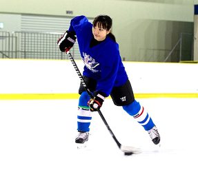 アイスホッケー (Ice Hockey)